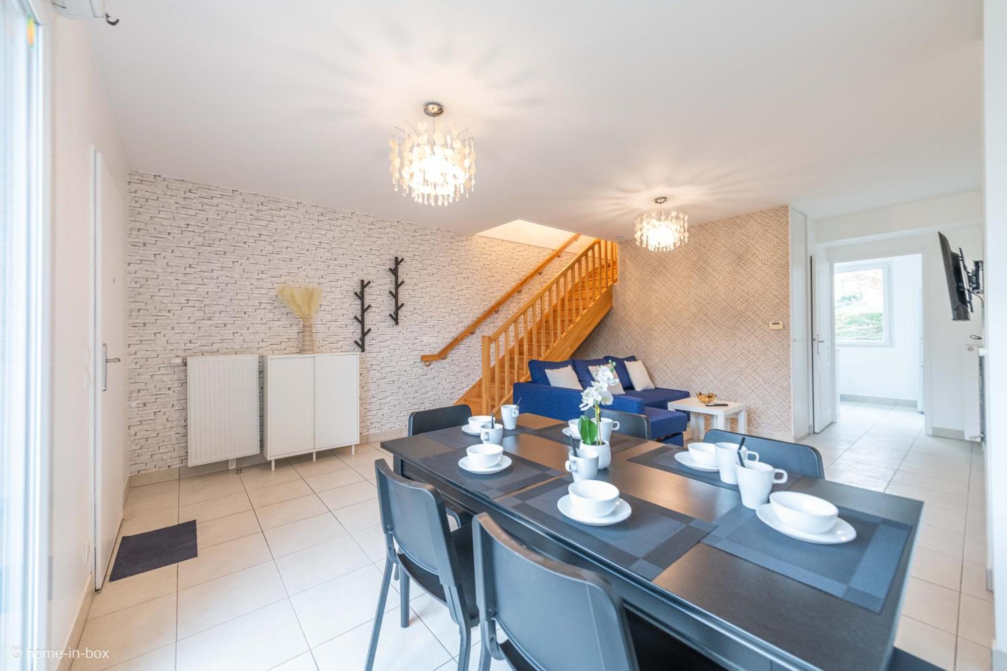 A 10 Min: Maison Paisible 8p, Wifi, Parking Holiday home *